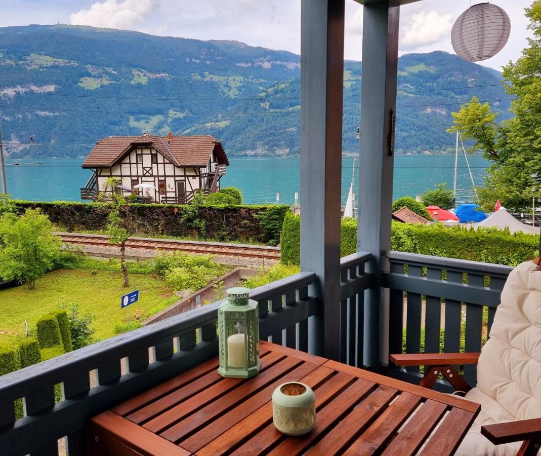 Strandhuesli Directly On Lake Thun Darligen Екстер'єр фото
